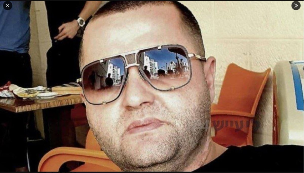 Киллер это не всегда лысый мужик в строгом костюме и штрихкодом на за… — Rottingdotcom · Стрекоза