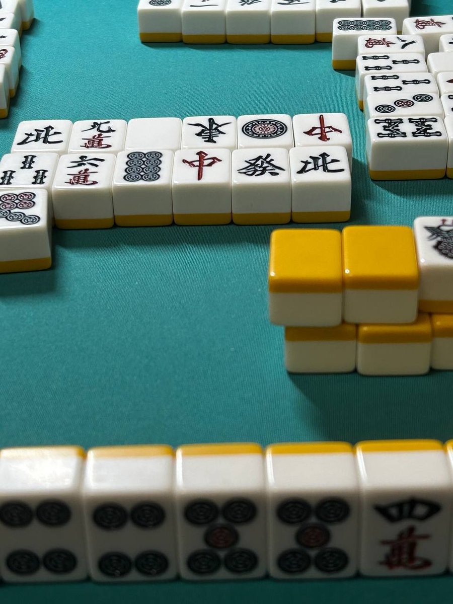 Ростовские, пошли в маджонг играть. 🀄️ — DimasNoobas · Стрекоза