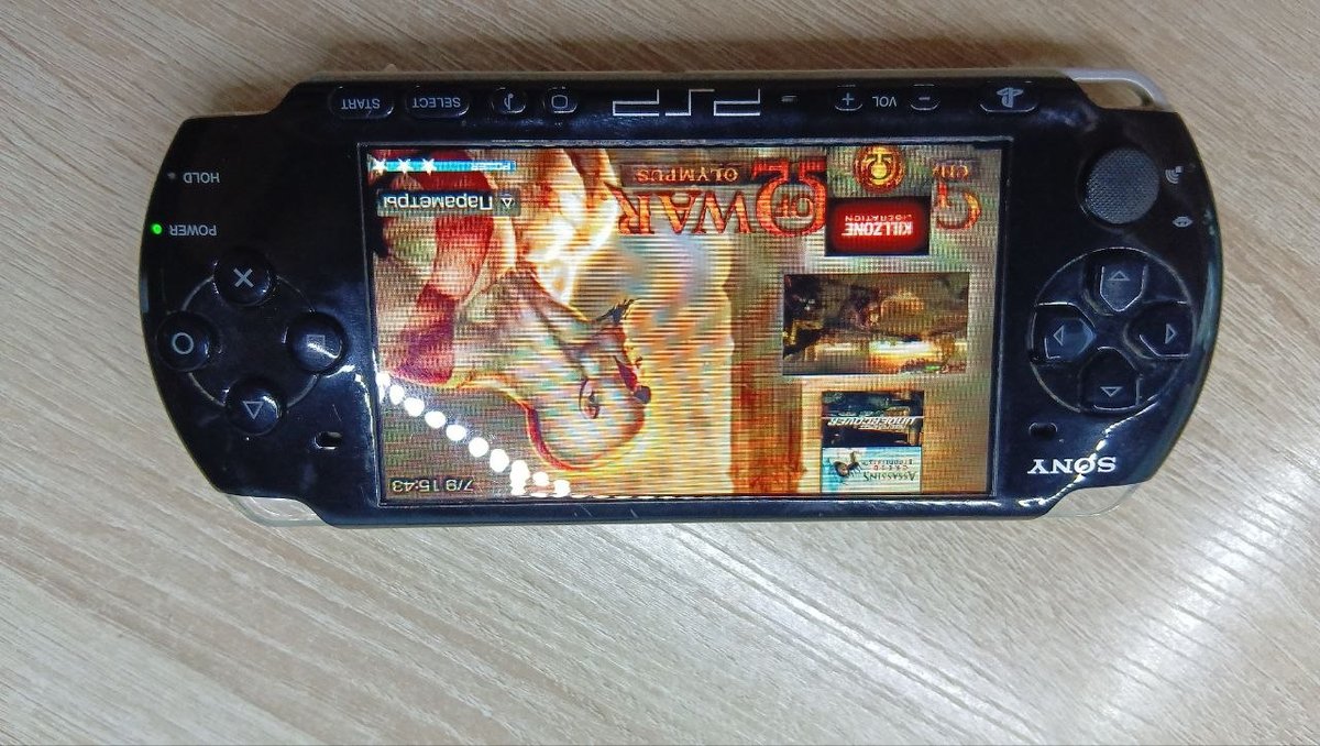 Обзор на мою PSP. (Часть 2) Мои самые любимые игры: Серия GoW, очень… — Ценители PSP · Стрекоза
