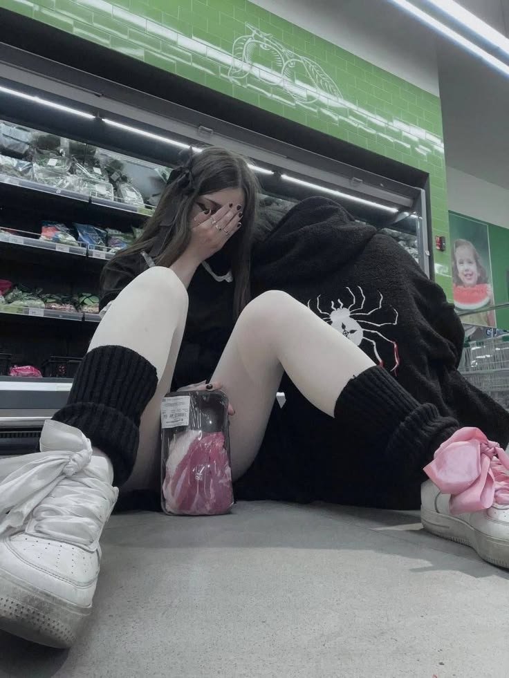 няшка в кедах — НyaЩкА_в_КеДаXXX )0)) · Стрекоза