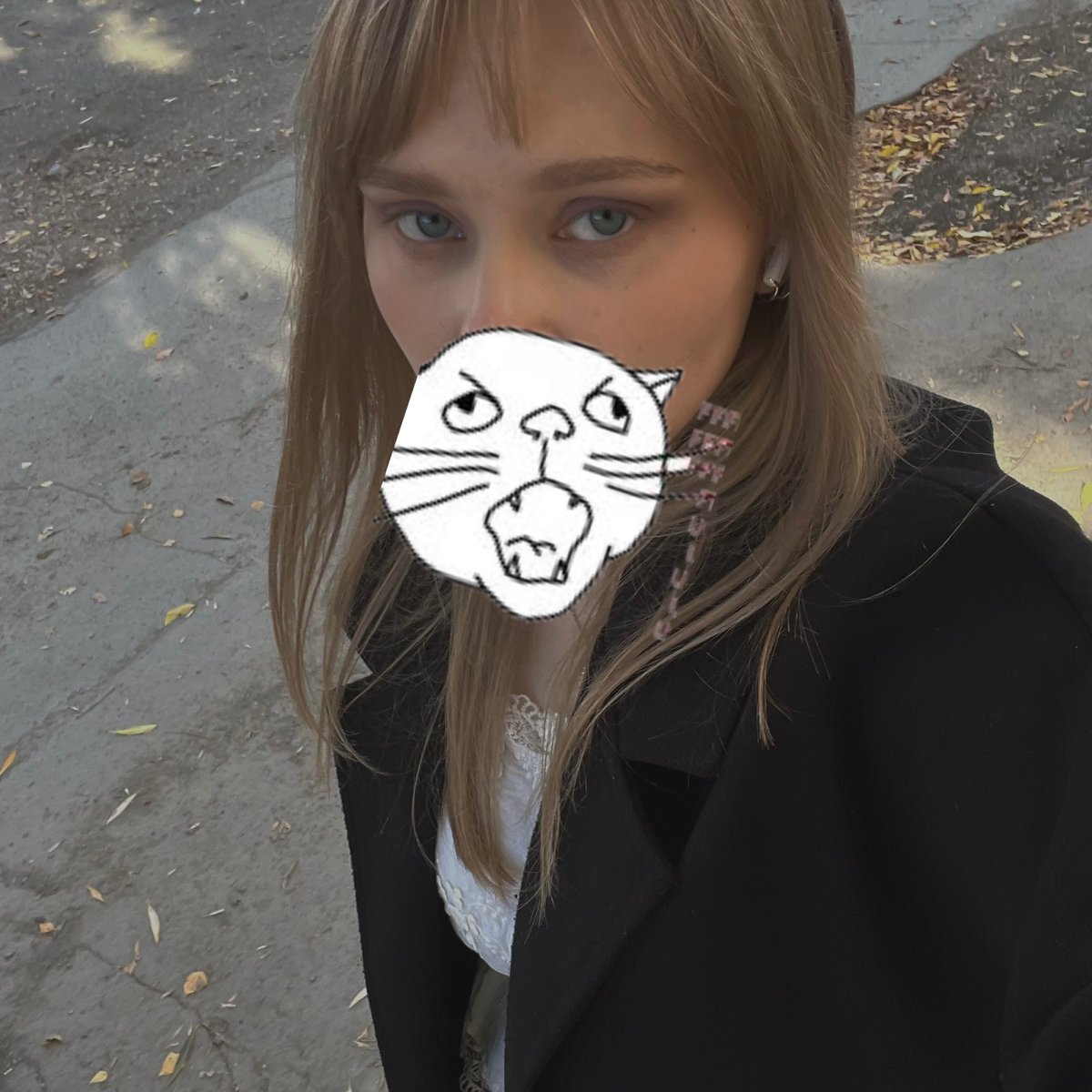 фух как хорошо что все так и продолжают думать что я на фотке первой… — immemorial_silence · Стрекоза