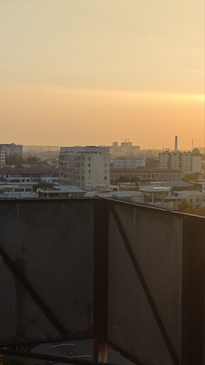 Я тоже не ебать фотограф,фотки старые,двухдневные уже, завтра куда то… — dobriy_bros · Стрекоза