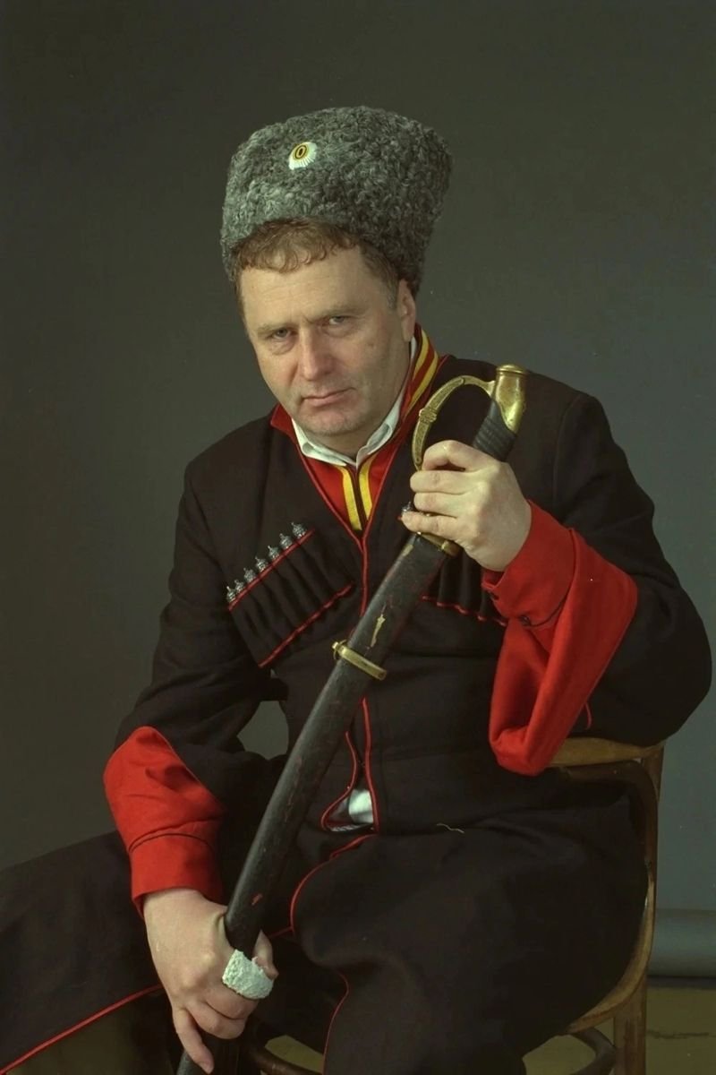 — Вы запустите пленку с моим выступлением в молодёжь, сразу уменьшитс… — eremintog · Стрекоза