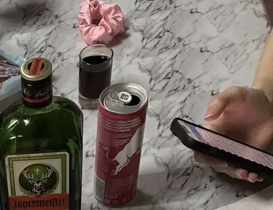 АХАЗАЗА сидит блять В СТРЕКОЗЕ скка это попало в кадр — immemorial_silence · Стрекоза