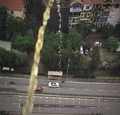 и пускай капает капает с нееба — CaTaHa_Ha_HacBae · Стрекоза