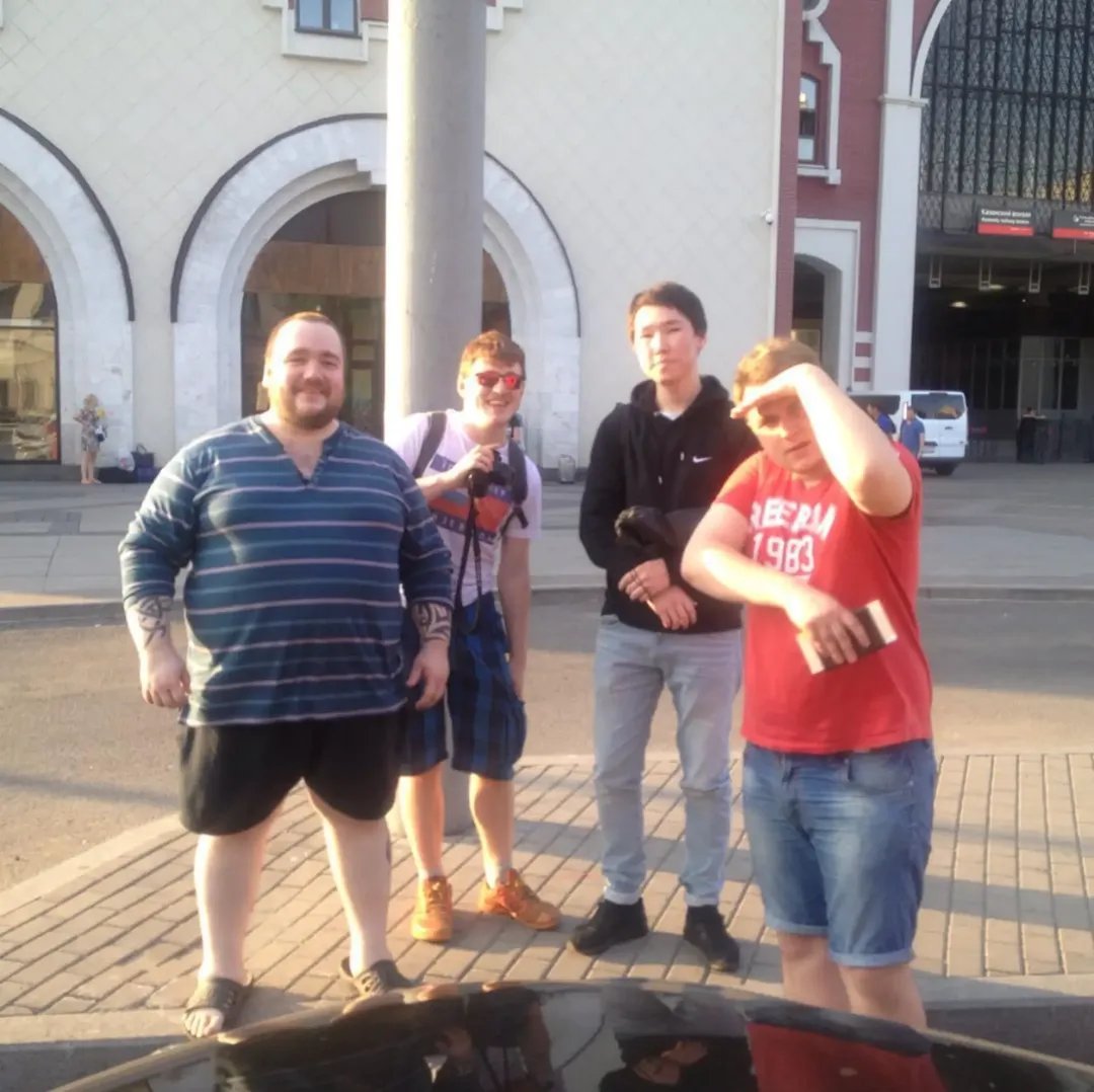 З пацанамi — TR4N3_906 · Стрекоза