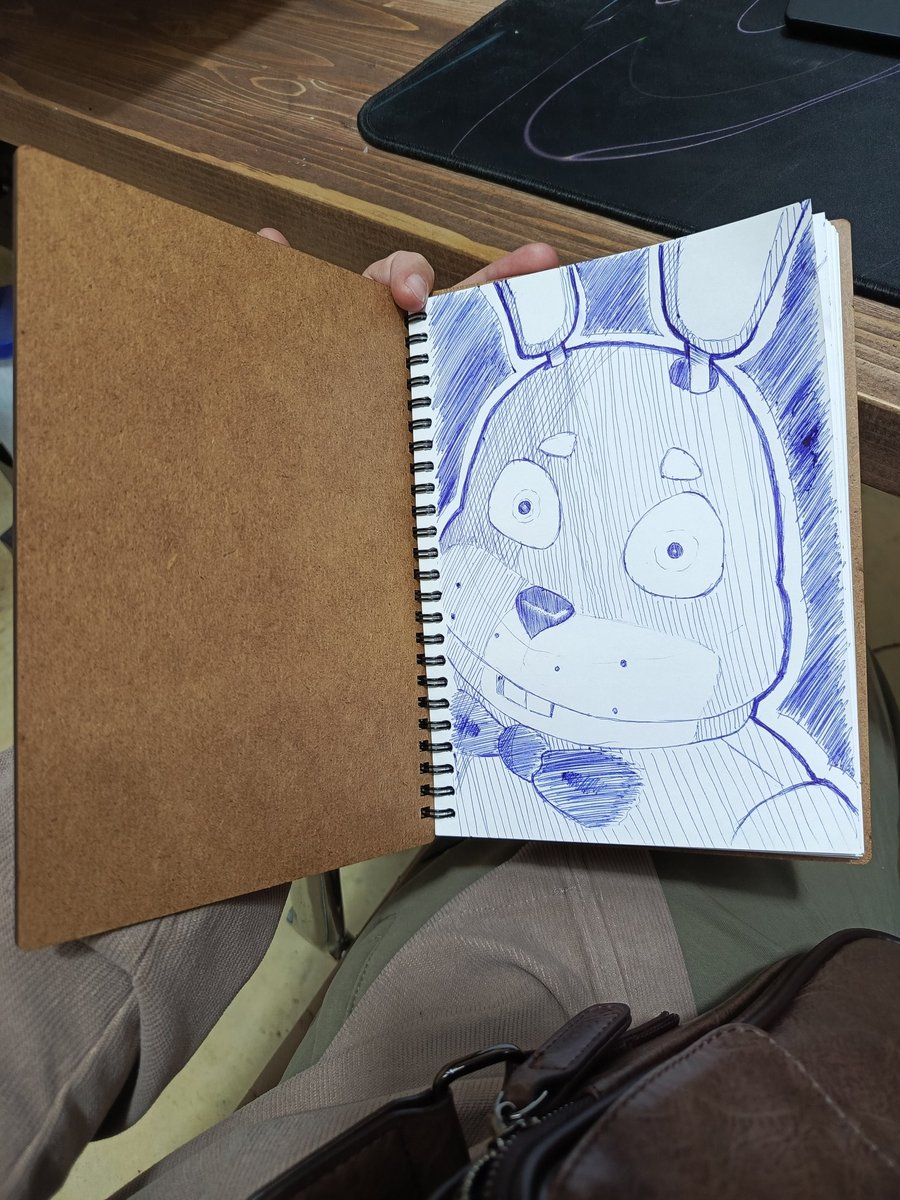 #Почеркушки_на_работе #Рисунок #Заяц #BonniAnimatronik — BonniAnimatronik · Стрекоза