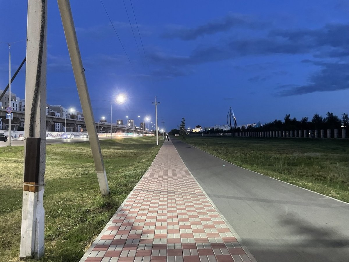 road — фанаты женского юмора · Стрекоза