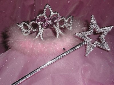 Желаю хорошего дня всем, кроме тех, у кого на трусах нет бантика — Blinggger · Стрекоза
