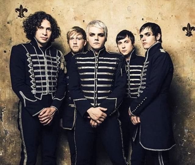 the Black Parade - альбом, который MCR сделали в виде рок-оперы. Само… — my chemical romance fans · Стрекоза